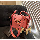 Жіноча сумка — гарна якість, базовий стильна сумка для через плече Ручні сумки — клатч ОПТ, фото 4