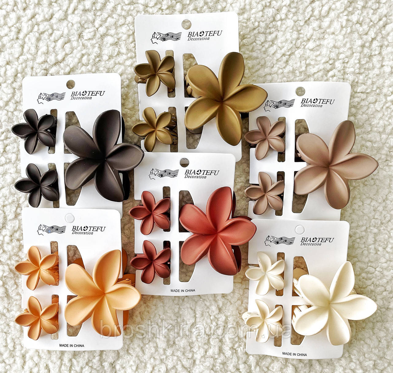 Краби для волосся пластик оптом 8*8 , 4*4 см 12 набір/уп  ГАВАЙСЬКА КВІТКА, фото 1