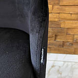 Інтер'єрний стілець КОМО зі спинкою з чорного велюру категорії топ на круглому прямокутному металевому каркасі, фото 2