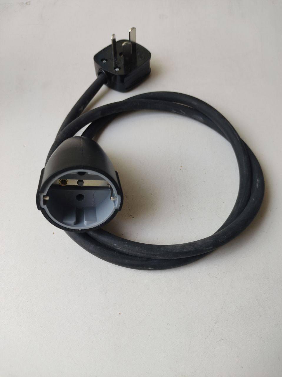 Мережевий шнур/кабель-перехідник з «великої» китайської CN 16А розетки на звичайну європейську EU розетку, 1м переріз 3х2.5мм²