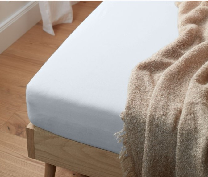 Якісне бавовняне простирадло, простинь на резинці, джерсі, від tcm Tchibo (Чібо), Німеччина, фото 1