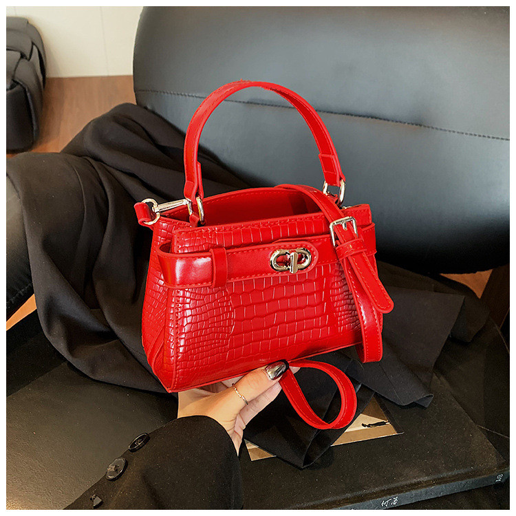 Жіноча сумка — гарна якість, базовий стильна сумка для через плече Ручні сумки — клатч ОПТ, фото 1