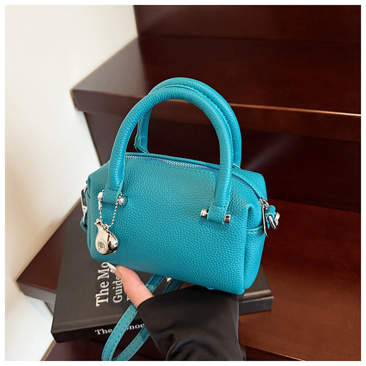 Жіноча сумка — гарна якість, класична стильна сумка для через плече Ручні сумки — клатч ОПТ, фото 1