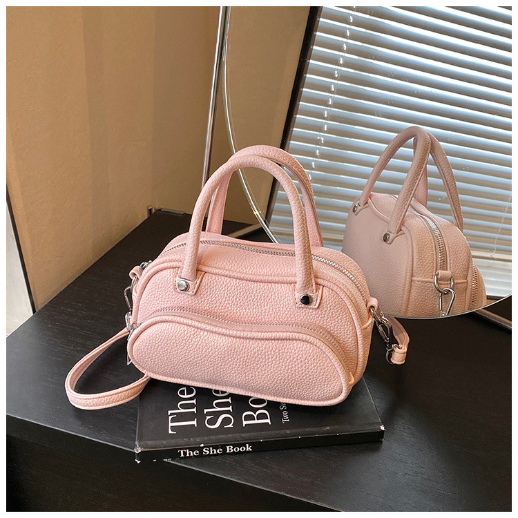 Жіноча сумка — гарна якість, базовий стильна сумка для через плече Ручні сумки — клатч ОПТ, фото 1