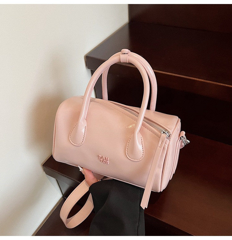 Жіноча сумка — гарна якість, базовий стильна сумка для через плече Ручні сумки — клатч ОПТ, фото 1