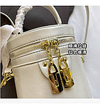 Жіноча сумка — гарна якість, базовий стильна сумка для через плече Ручні сумки — клатч ОПТ, фото 8