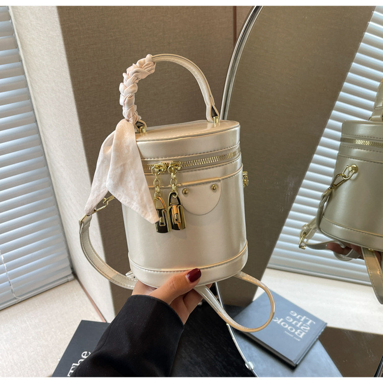 Жіноча сумка — гарна якість, класична стильна сумка для через плече Ручні сумки — клатч ОПТ, фото 1