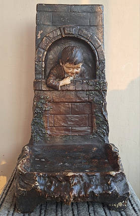 Хлопчик у вікні  XIX століття, Австрія, кераміка,  Н-43 см, фото 1