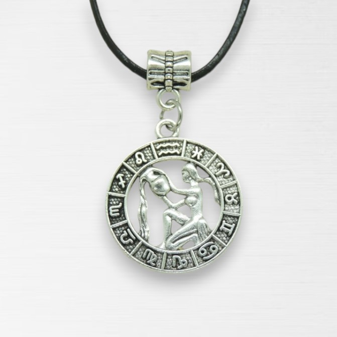 Кулон на шкіряному шнурку знак зодіаку Водолій сріблястий 3.3 см, фото 1