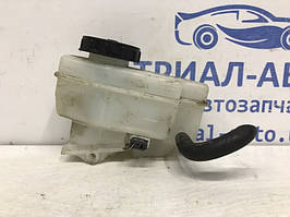 Бачок головного гальмівного циліндра Infiniti