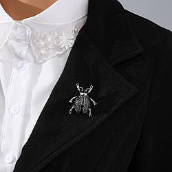 Приваблива брошка-шпилька зневоднення чорний Жук. стрази.  3.5х3.1см