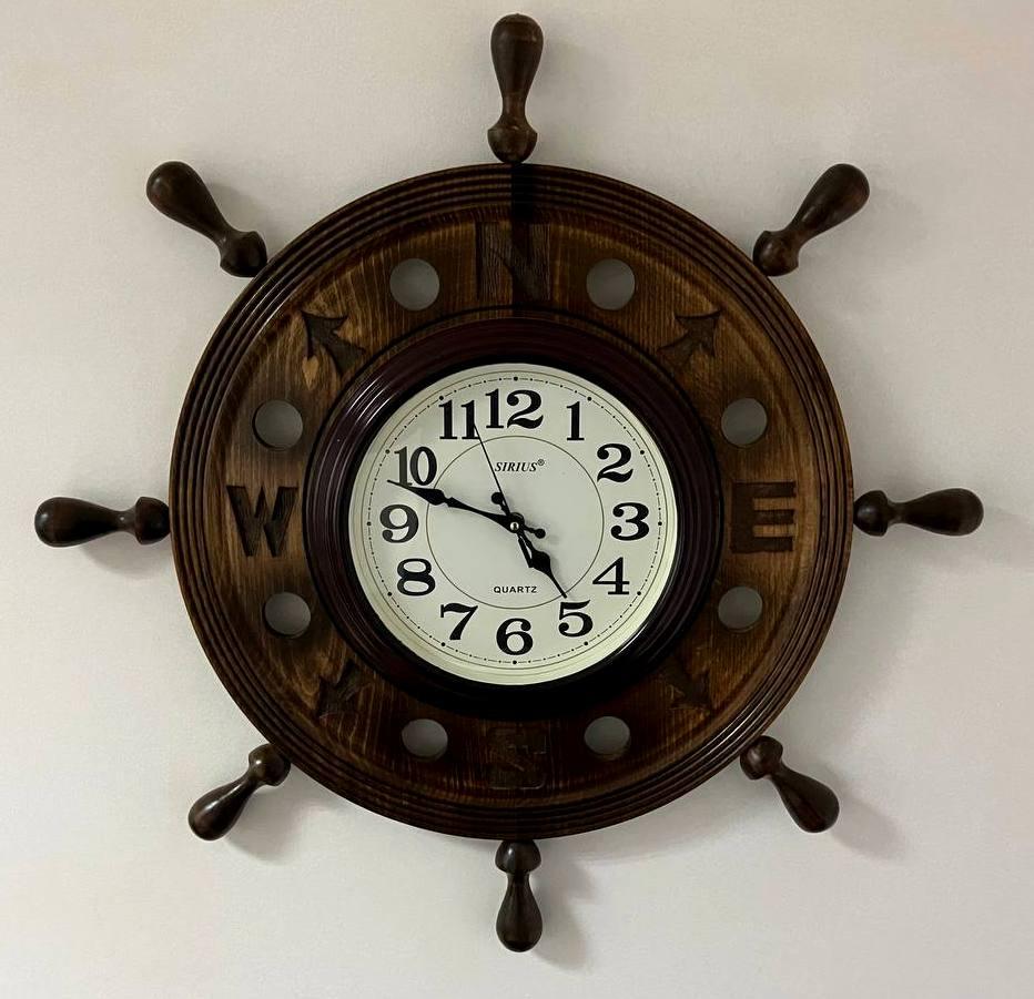 Часы "Штурвал"