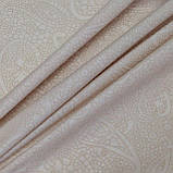 Плащова тканина лаке з флоковим принтом бежева, фото 7