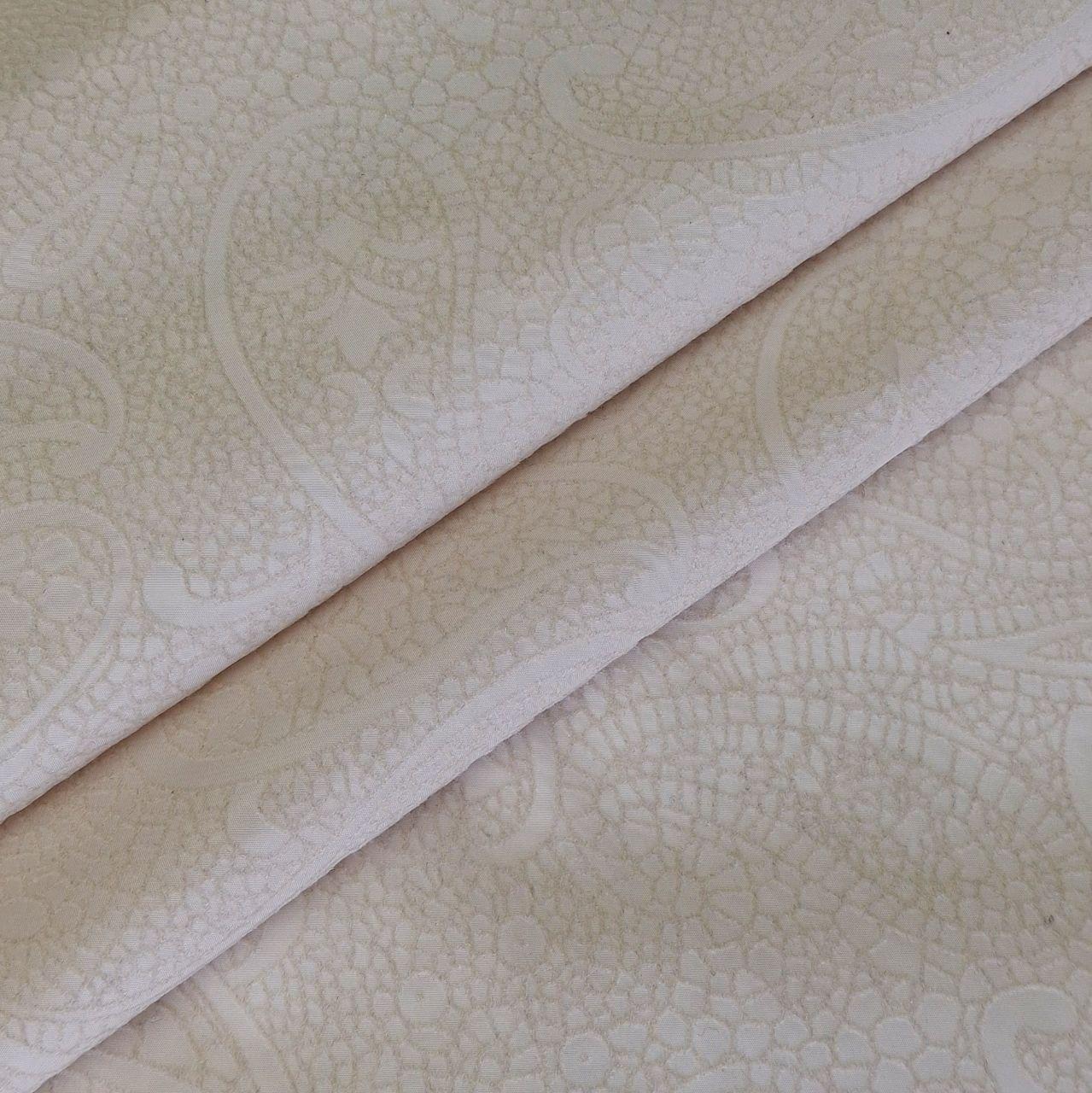 Плащова тканина лаке з флоковим принтом бежева, фото 1