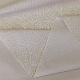 Плащова тканина лаке з флоковим принтом бежева, фото 8