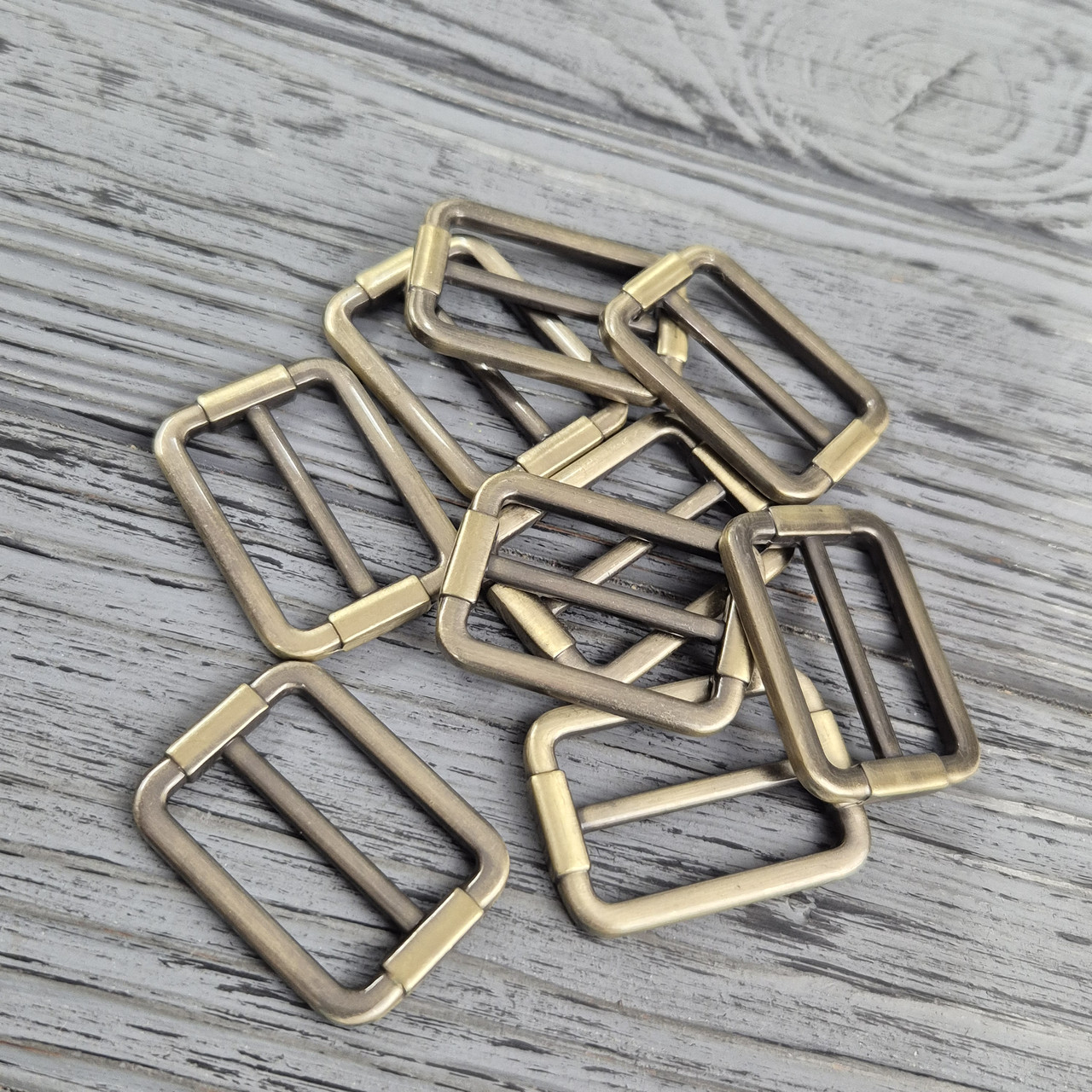 Пряжка регулятор перетяжка лита 30х22х4 мм Тертий Антик, фото 1