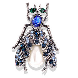 Приваблива брошка-шпилька зневоднення Світлячок сильвер. сині стрази та перли. 5х3.1см