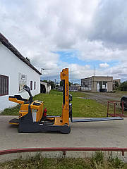 Штабелер Електро Навантажувач Поводковий 764 Jungheinrich ERC214Z 4,3м