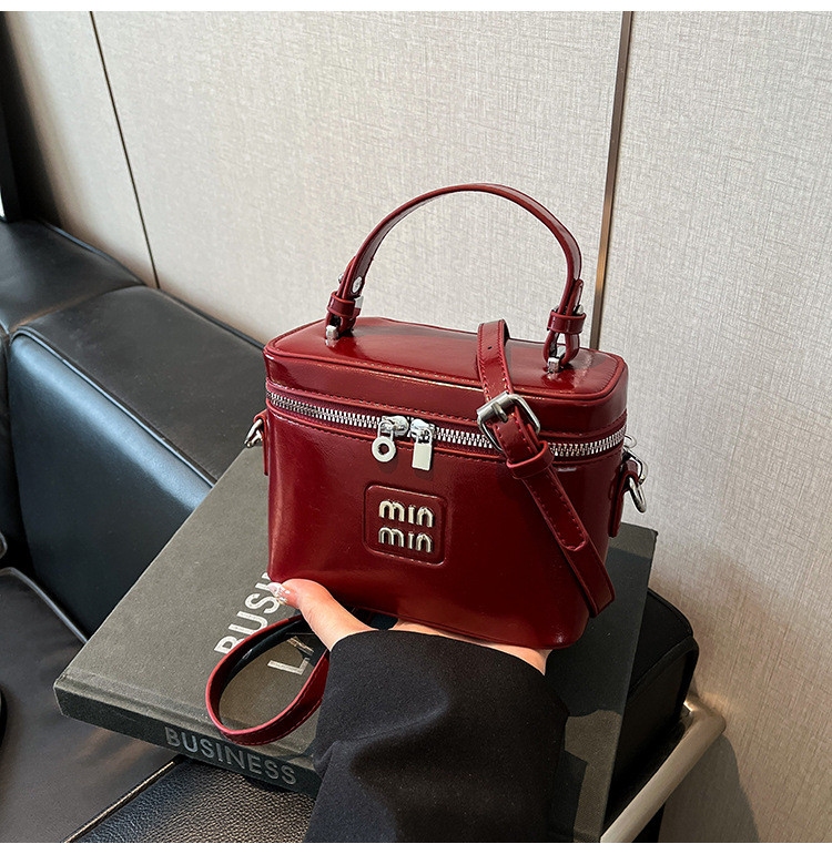 Жіноча сумка — гарна якість, класична стильна сумка для через плече Ручні сумки — клатч ОПТ, фото 1