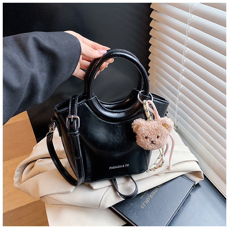 Жіноча сумка — гарна якість, базовий стильна сумка для через плече Ручні сумки — клатч ОПТ, фото 1