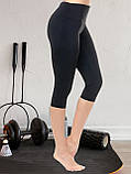 Капрі жіночі спортивні чорні (лосини 3/4) широкий пояс з утяжкою — Власне виробництво, фото 9
