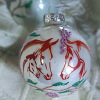 Новорічна ялинкова куля, символ року 85 мм "Родина коней"
