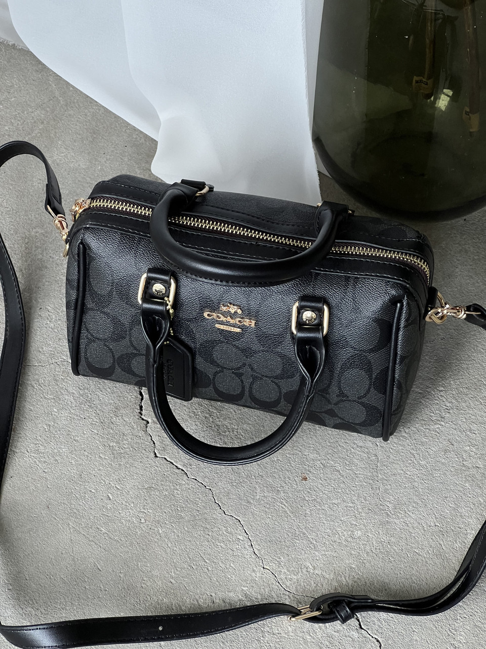 Сумка жіноча Coach Mini Rowan Crossbody In Signature чорний Шанель бочок, фото 1