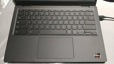 Б/в Ультрабук Dell Latitude 3445 14" 1920x1080| Ryzen 3 7320C| 8 GB RAM| 256 GB SSD| Radeon 610M, фото 1