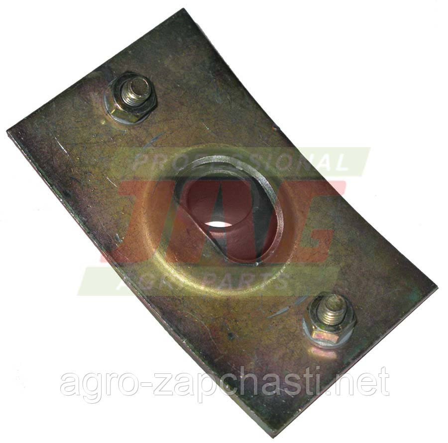 Направляюча пальця шнека жатки 14 мм (комплект), d-14мм