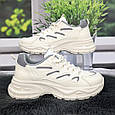 Кросівки жіночі Ouqidageni молочні із сірим на об'ємній підошві демісезонні 8037, фото 2