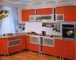 Угловая кухня с применением МДФ фасада в Т-профиле с нанесением пластика.