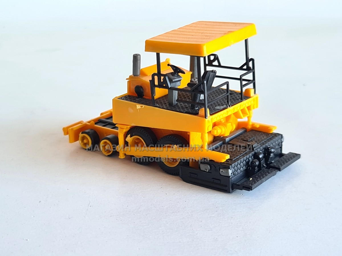 Масштабна модель Дорожній асфальтоукладач Kibri Demag 11652, стан б/в, масштабу 1/87,H0, фото 1