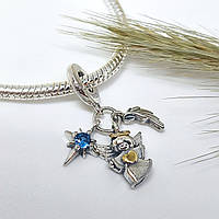 Елегантний браслет із металевого ланцюжка, прикрашений підвіскою Ангела