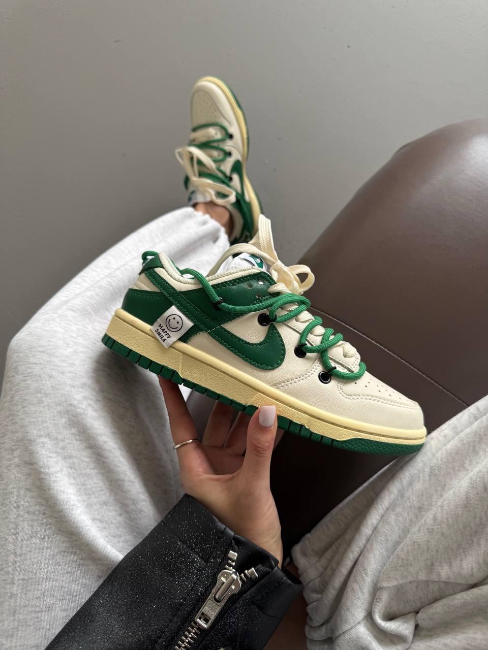 NIKE DUNK LOW off-white #32 海外限定カラー 入手困難の人気スニーカー【NIKE x OFF WHITE/ナイキ x オフ