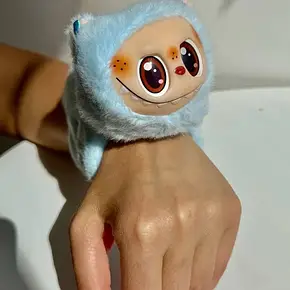 М'яка іграшка браслет на руку Лабуба 17 см, LABUBU, Блакитний колір, фото 2