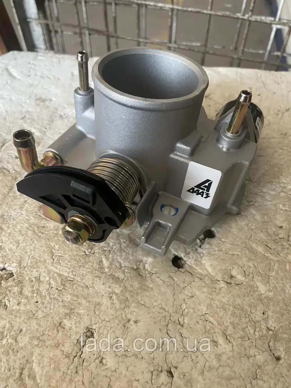 Дросельна заслінка Завод ВАЗ 2112 у зборі