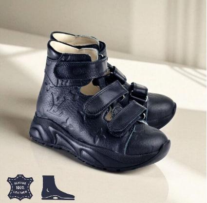 Дитячі чорні високі шкіряні ортопедичні кросівки на липучках 26 розмір, фото 1