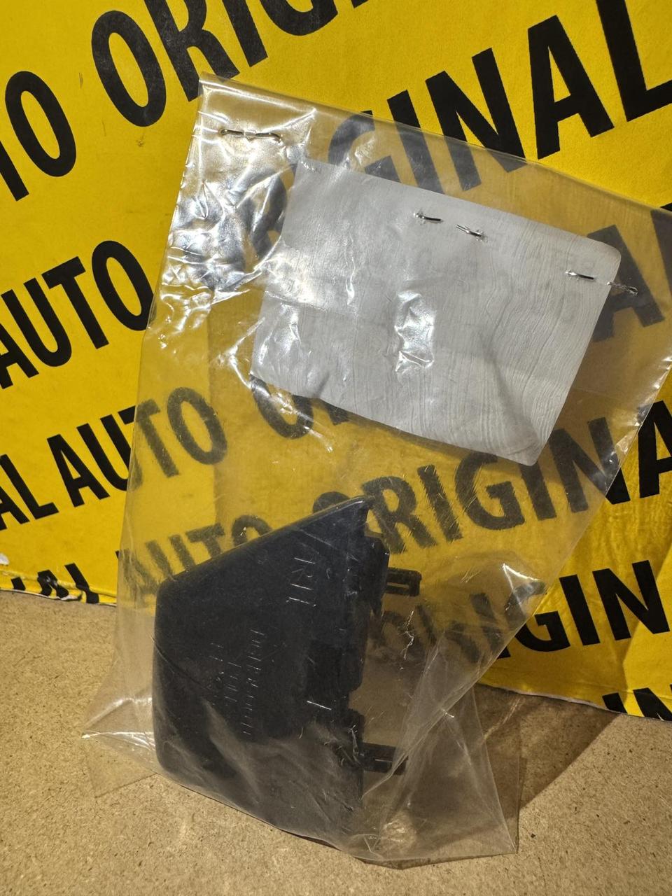 Кріплення переднього бампера крило праве Mazda CX-30 20-23 верхнє DGH9500T6, фото 1