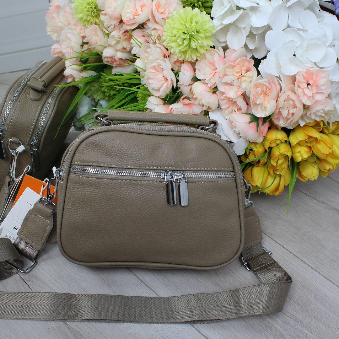 Жіноча шкіряна сумка кросбоді на широкому ремені сумочка моко натуральна шкіра