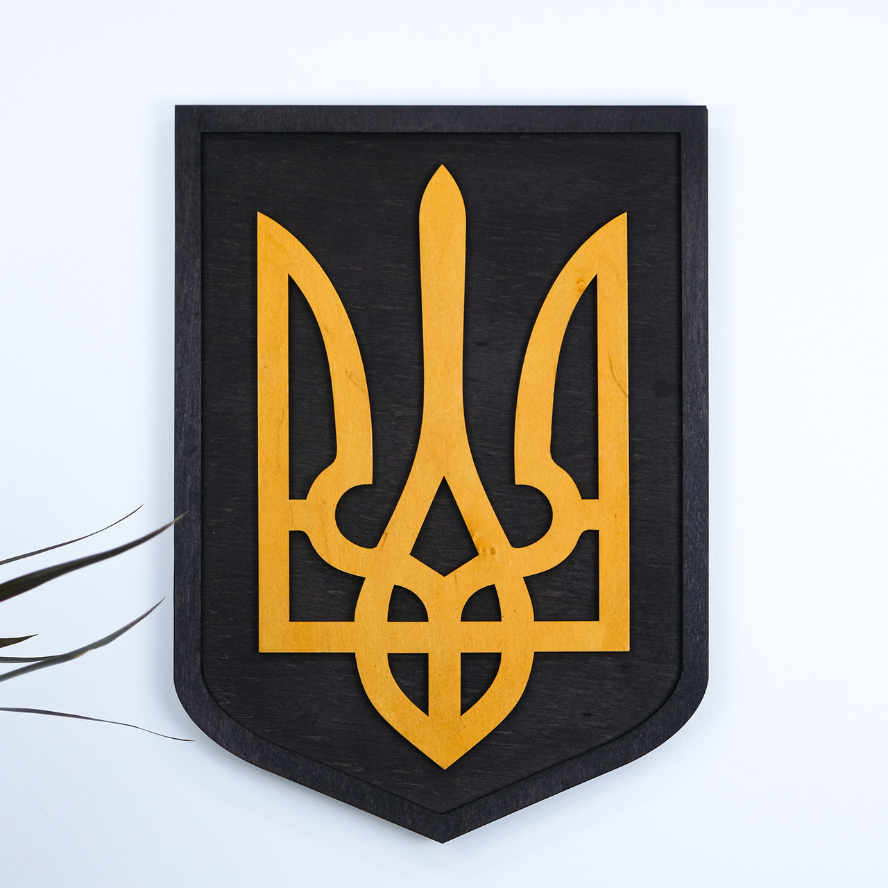 Герб України темний (Тризуб) на стіну 38*27 см Гранд Презент 24