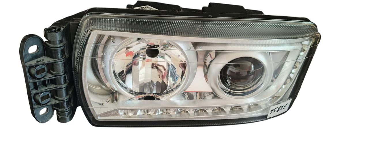 Фара ліва LED IVECO Stralis Trakker Euro 6 TangDe (5801639118/TD01-59-031L)