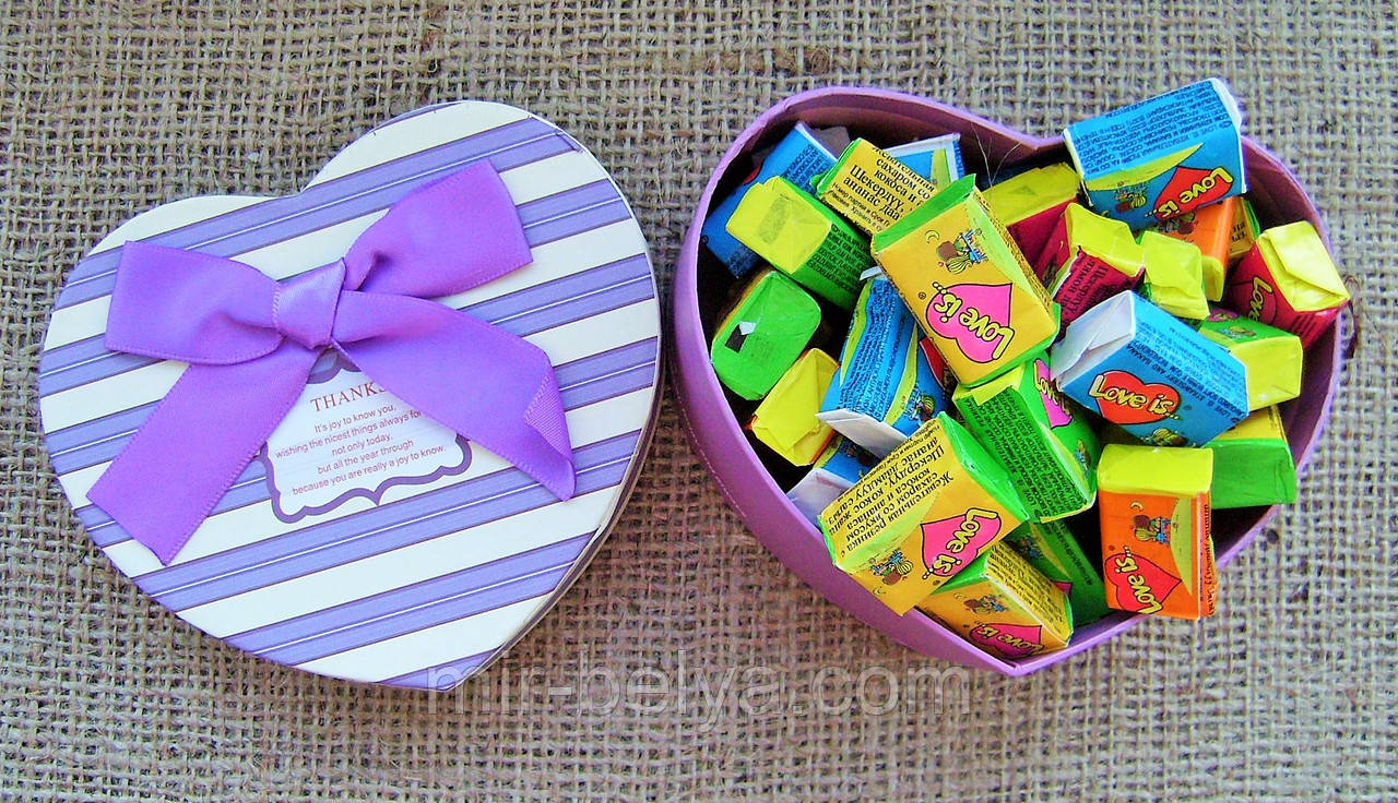 Жуйки Love is 5 смаків мікс жувальна гумка лові іс подарунковий набір 50 штук, фото 1