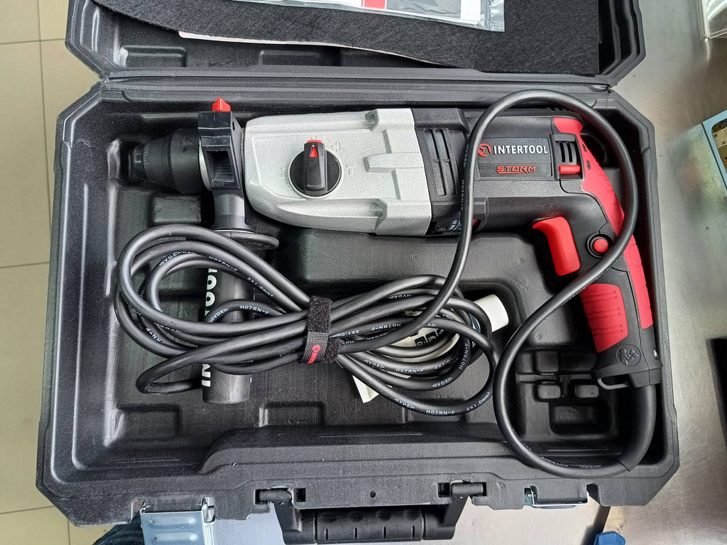 Перфоратор Intertool YLP WT-0172 (1000 Вт, 3.2 Дж, 0-1300 об./хв, 0-5100 уд./хв, 3 режими) - фото покупців 1