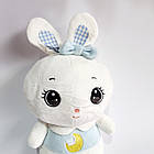 М'яка іграшка Зайчик з великими очима з блакитним бантиком, 30 см, фото 3