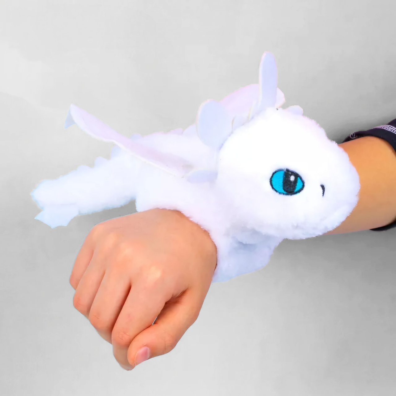 М'яка іграшка на руку дракон Фурія біла Беззубик, 13 см, фото 1