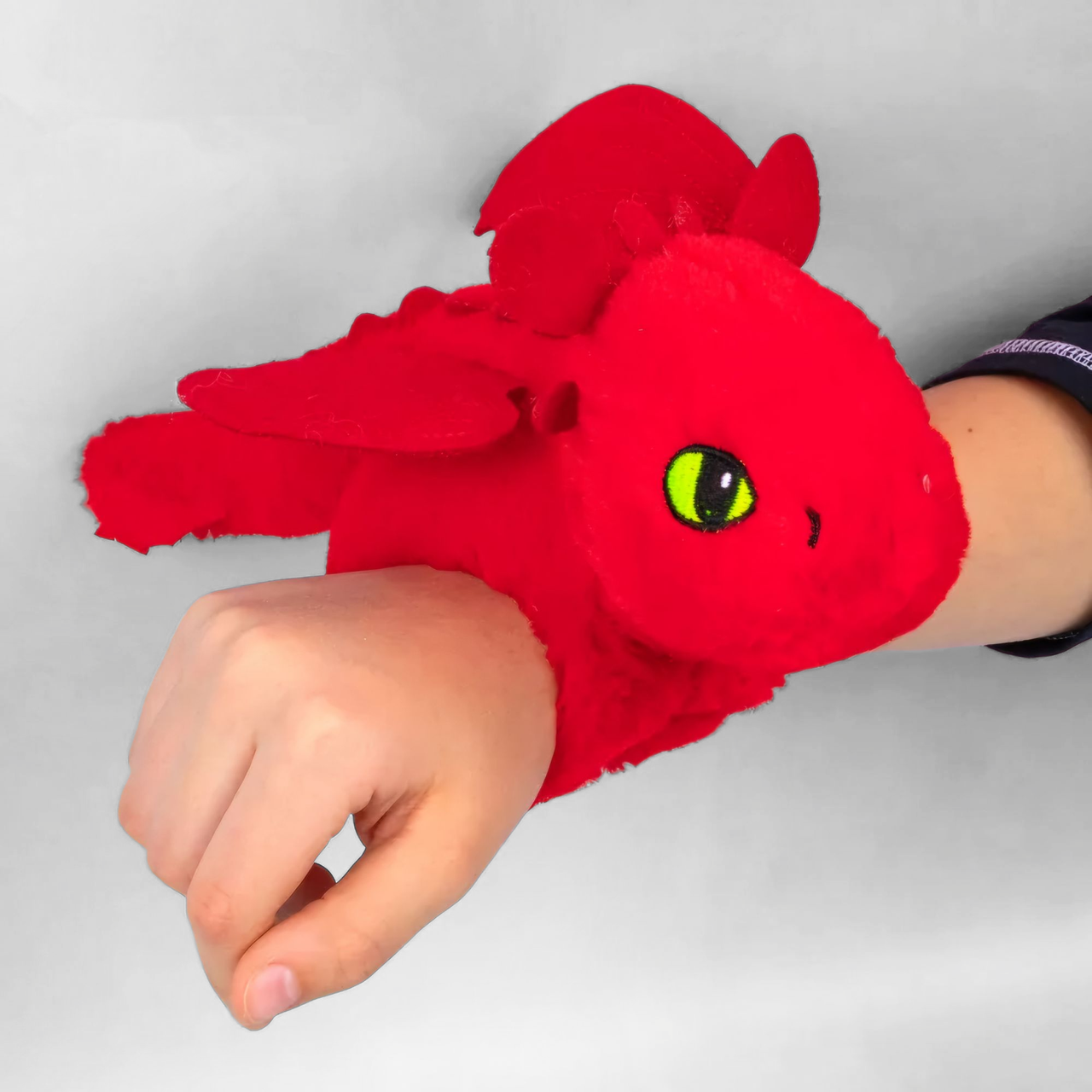 М'яка іграшка на руку дракон червоний Беззубик, 13 см, фото 1