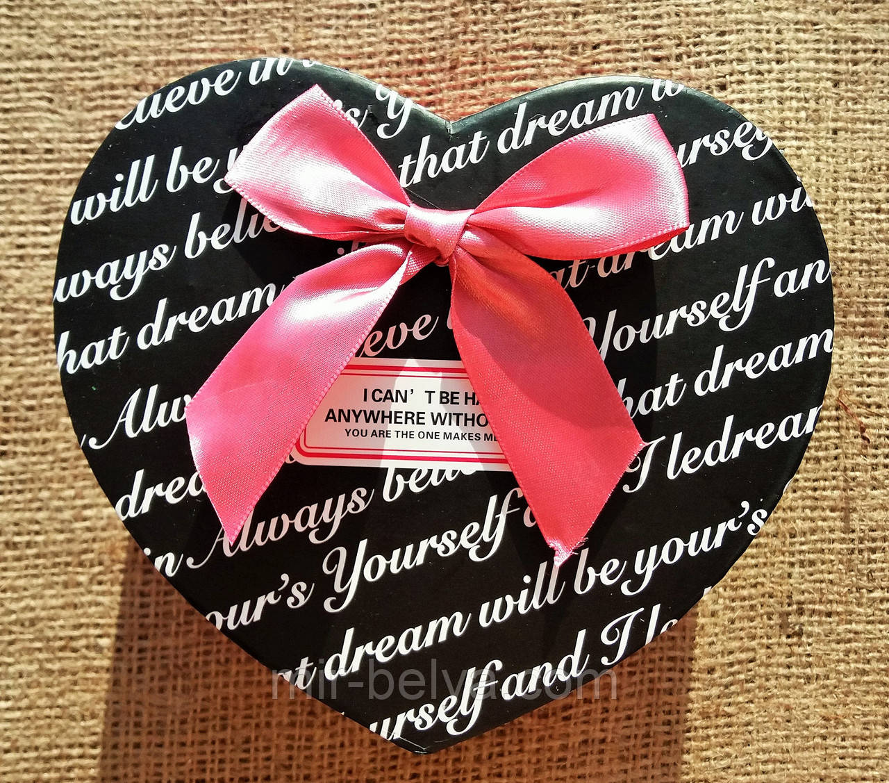 Жуйки Love is 5 смаків мікс жувальна гумка лові іс подарунковий набір 100 штук, фото 1