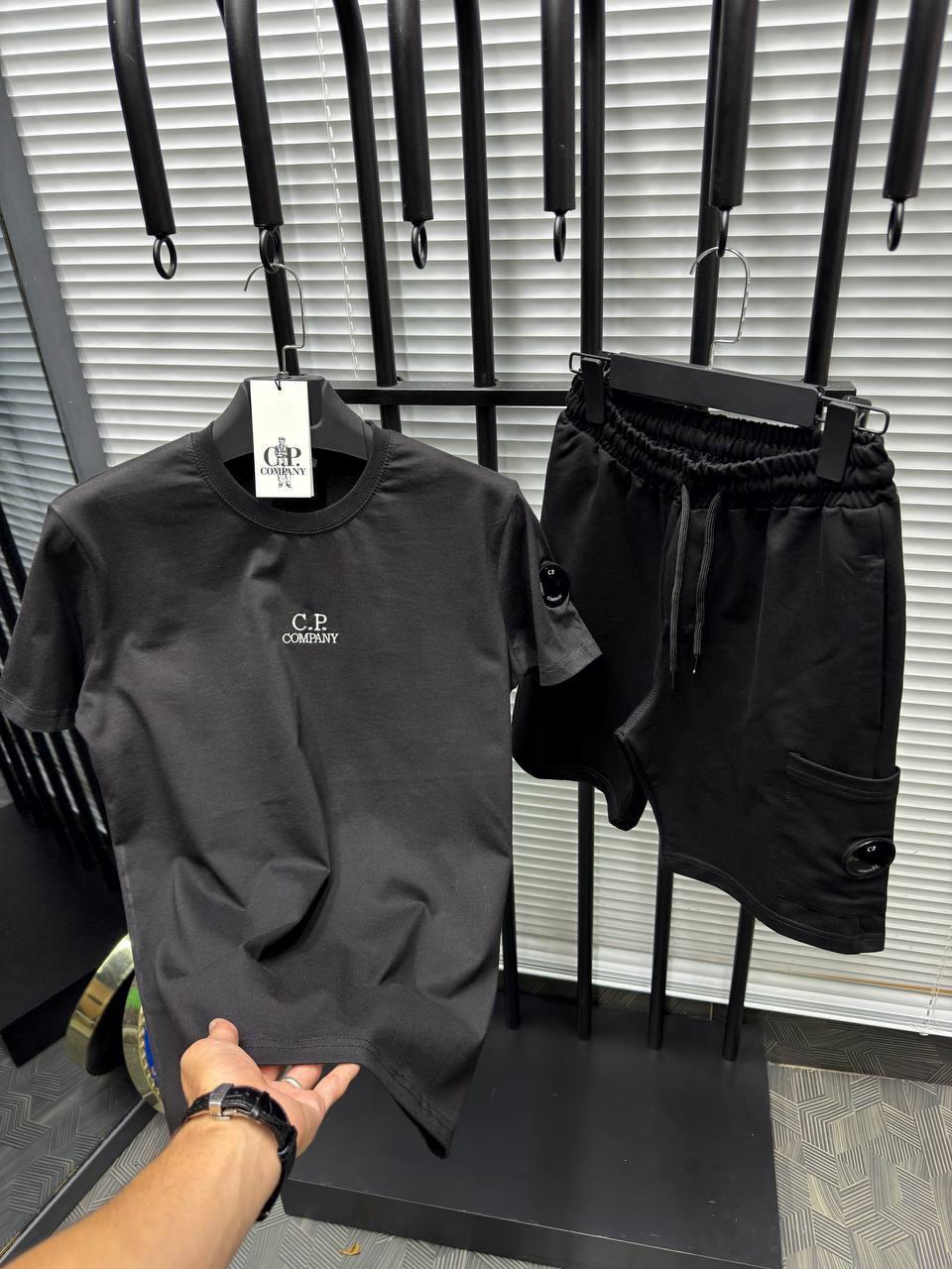 Чоловічий літній костюм C.P COMPANY футболка та шорти D12792 чорний, фото 1