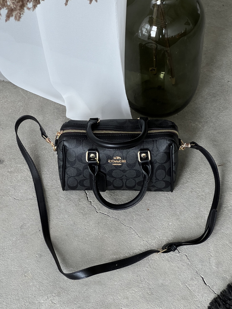 Coach Mini Rowan Crossbody In Signature чорний Є, фото 1