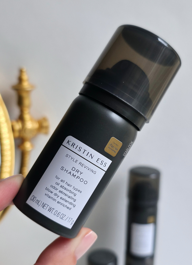 Kristin Ess Style Revivin Dry Shampoo Travel Size 30 мл Kristin Ess Style Revivin Dry Shampoo Travel Size 30 мл